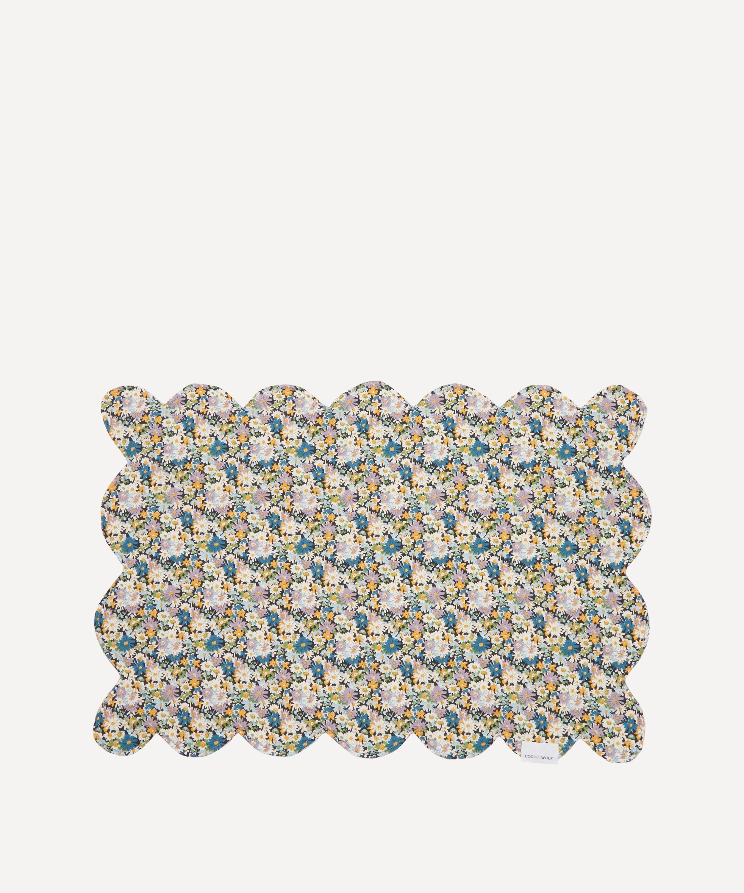 Coco & Wolf - Wiltshire and Libby Scallop Placemat image number 0