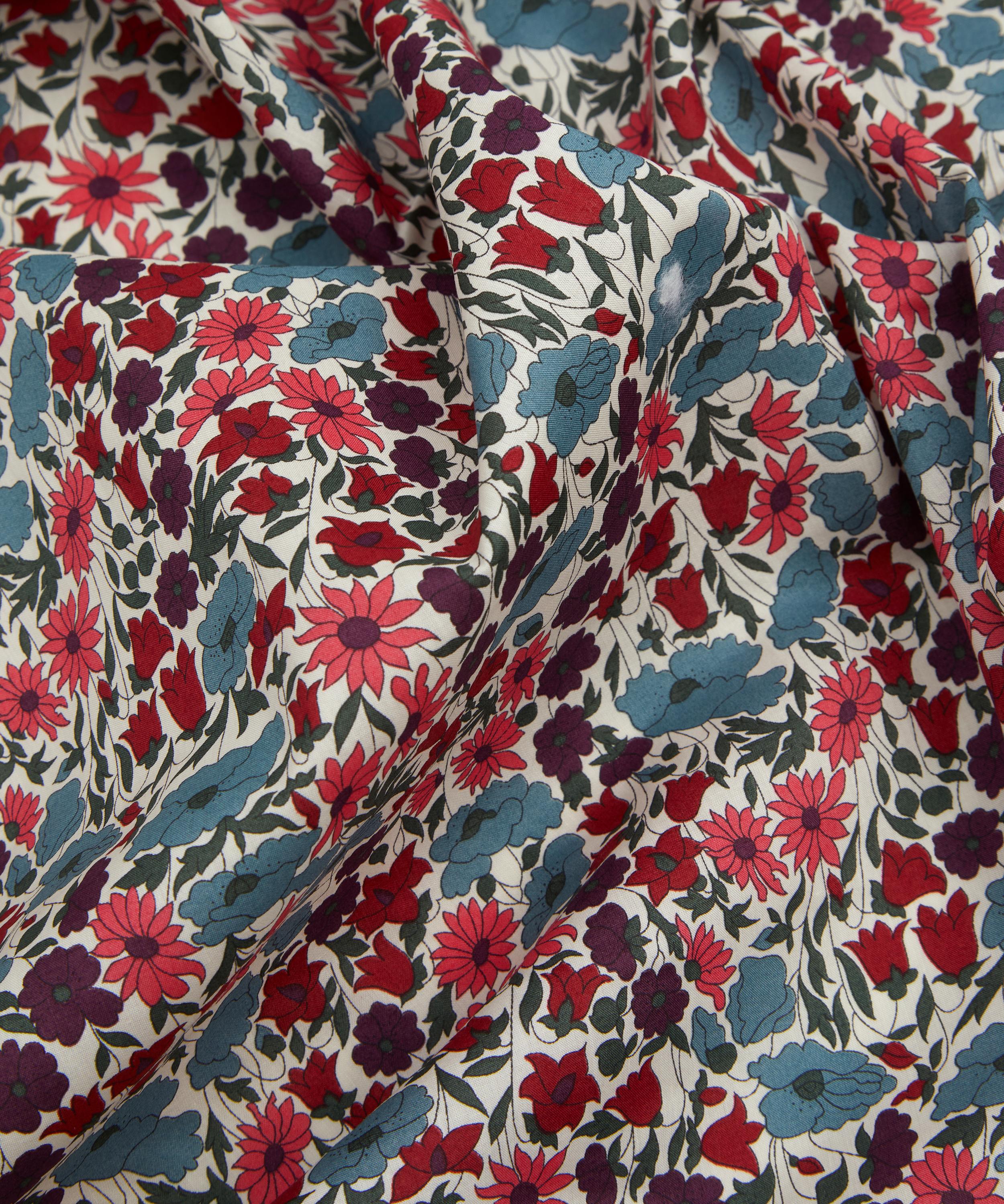 Coco & Wolf - Poppy and Daisy Frill Edge Tablecloth Medium image number 2