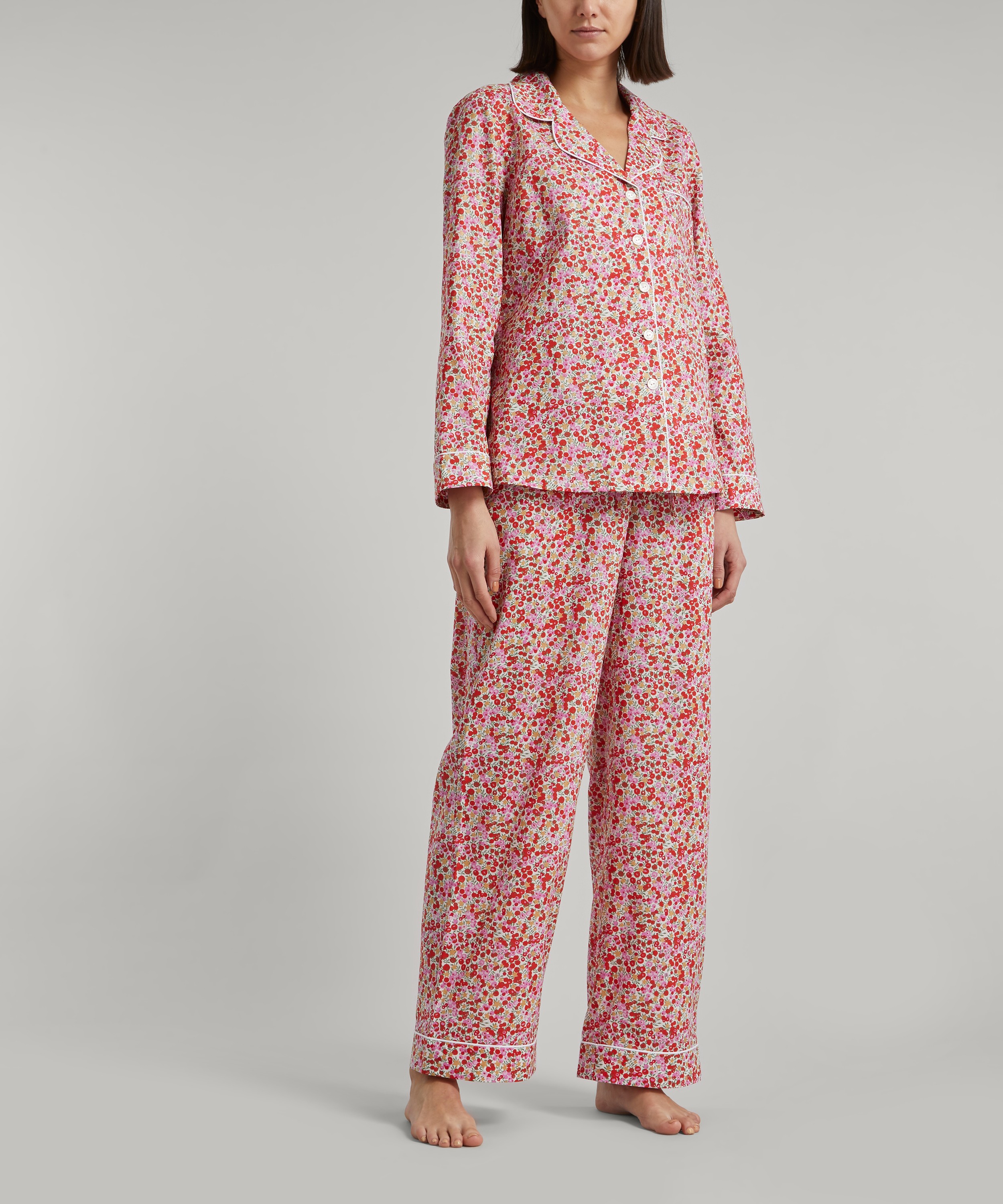 Liberty - Wiltshire Stars Tana Lawn™ Cotton Pyjama Set image number 1