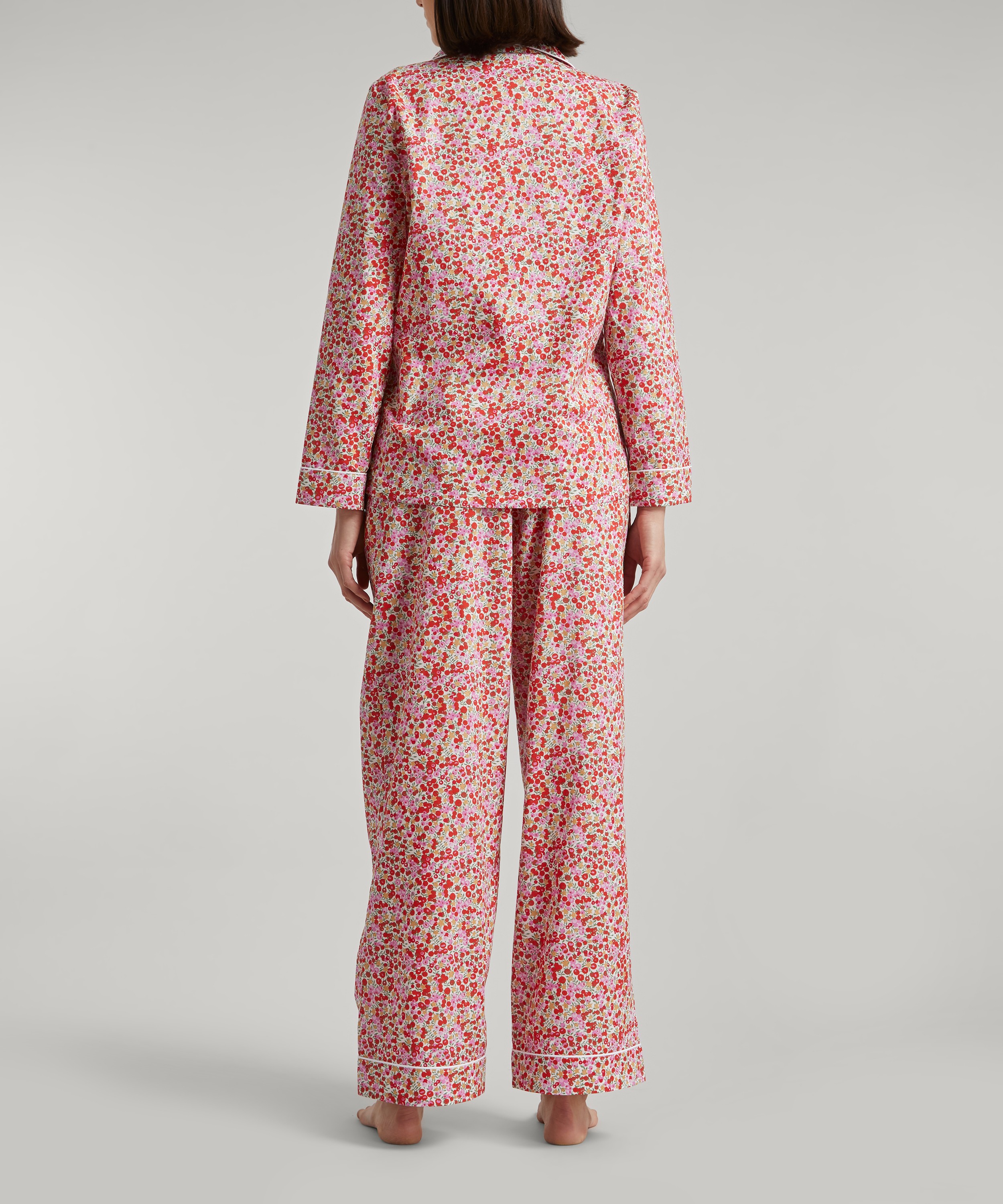 Liberty - Wiltshire Stars Tana Lawn™ Cotton Pyjama Set image number 3