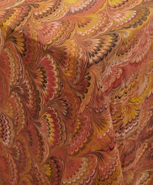 Summerill & Bishop - Marble Fan Linen Tablecloth Medium image number 3