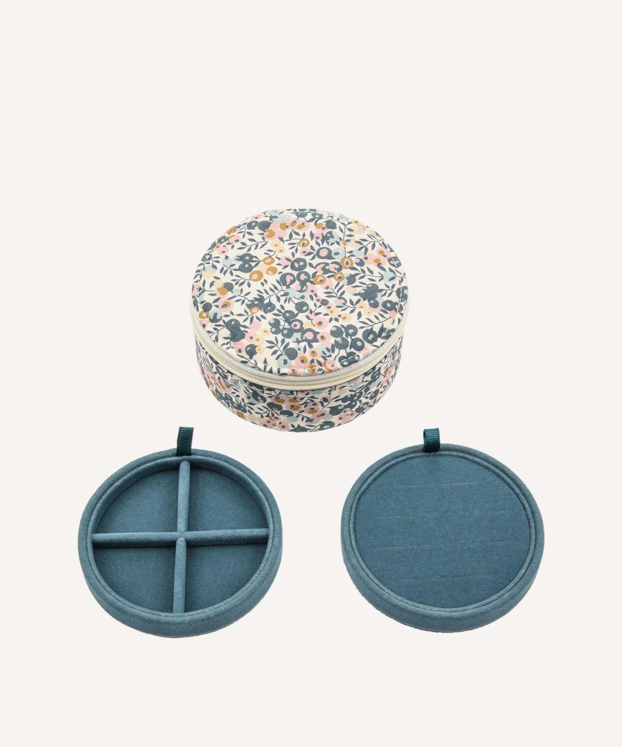Bon Dep - Wiltshire Metallic Tana Lawn™ Cotton Round Jewellery Box image number 0