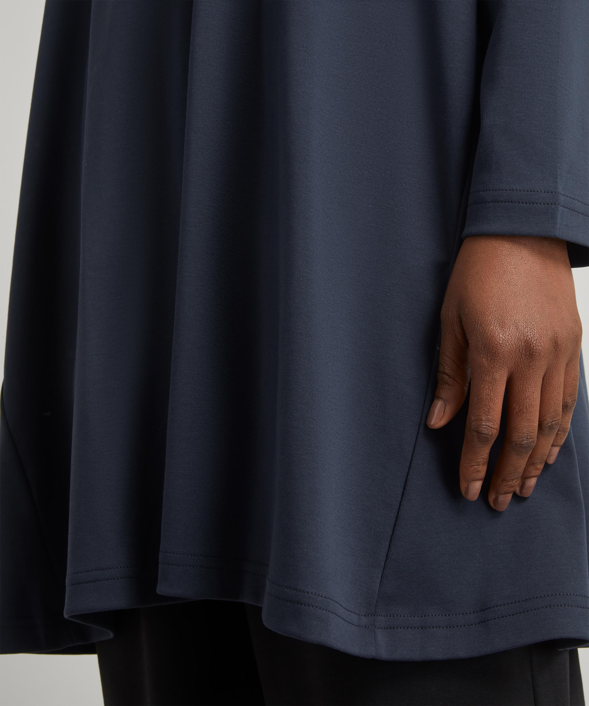 Eskandar - Side Panelled Round Neck T-Shirt image number 4