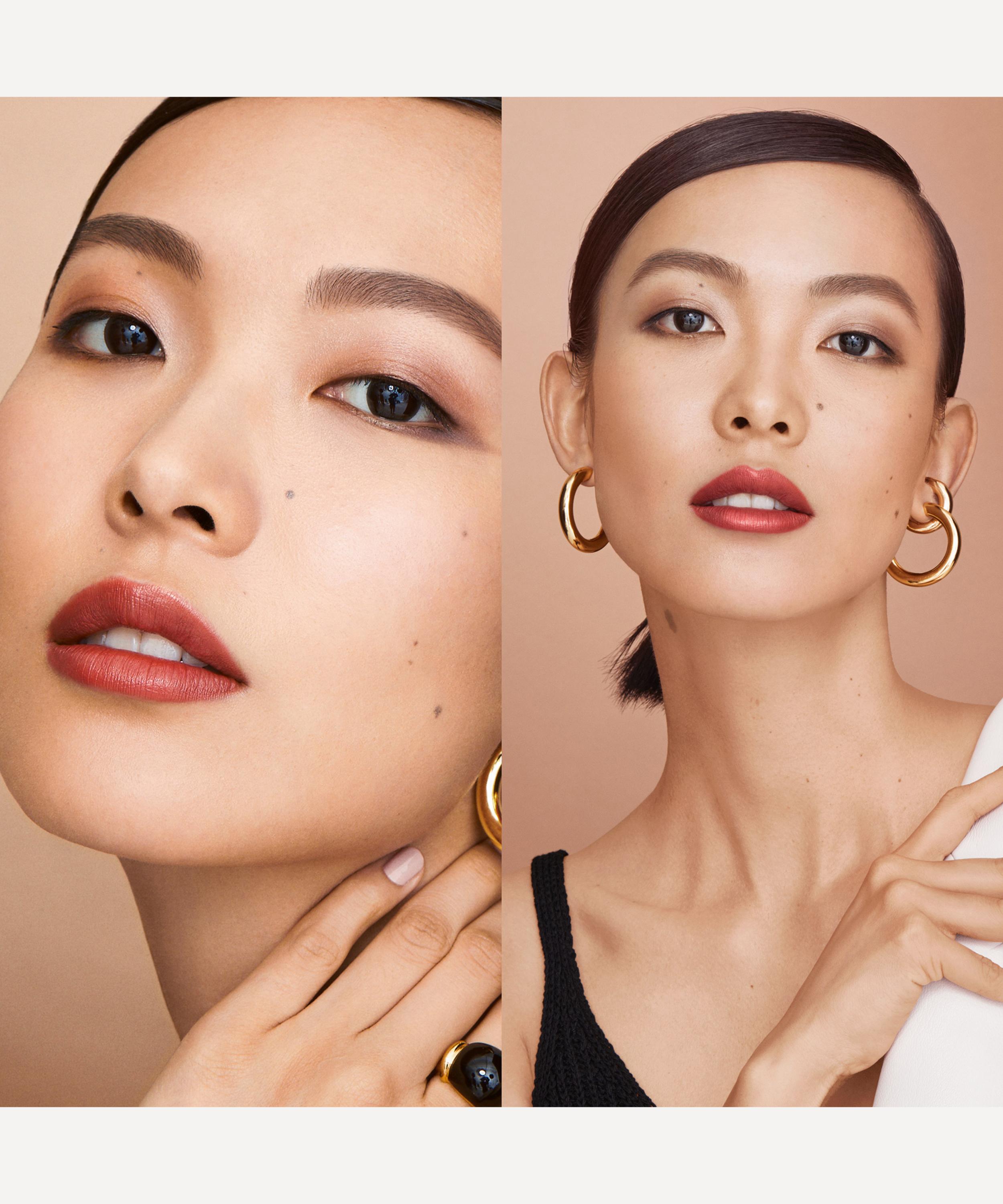 Bobbi Brown - Sheer Finish Pressed Powder 10g image number 3