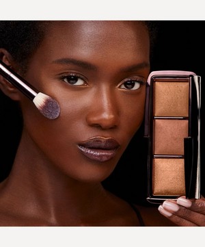 Hourglass - Ambient Lighting Palette 9.9g image number 2
