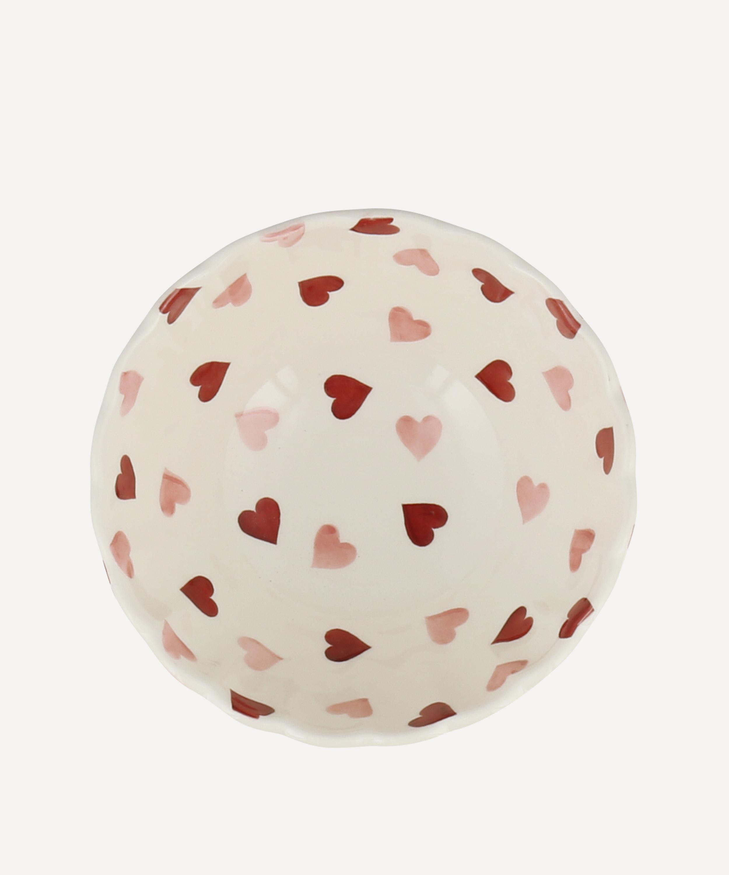 Emma Bridgewater - Pink Hearts Medium Fluted Bowl image number 3
