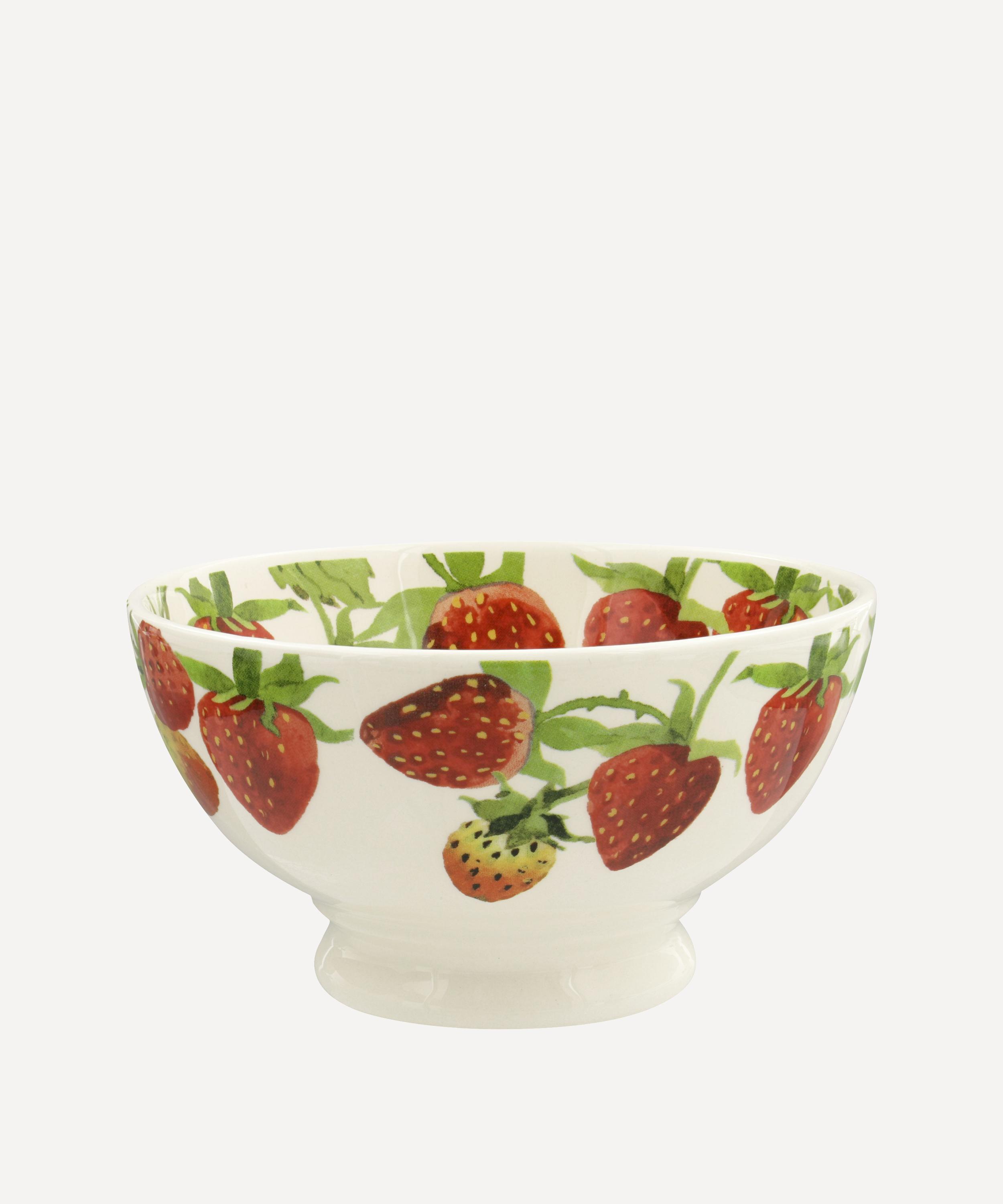 Emma Bridgewater - Strawberries Medium Old Bowl image number 2