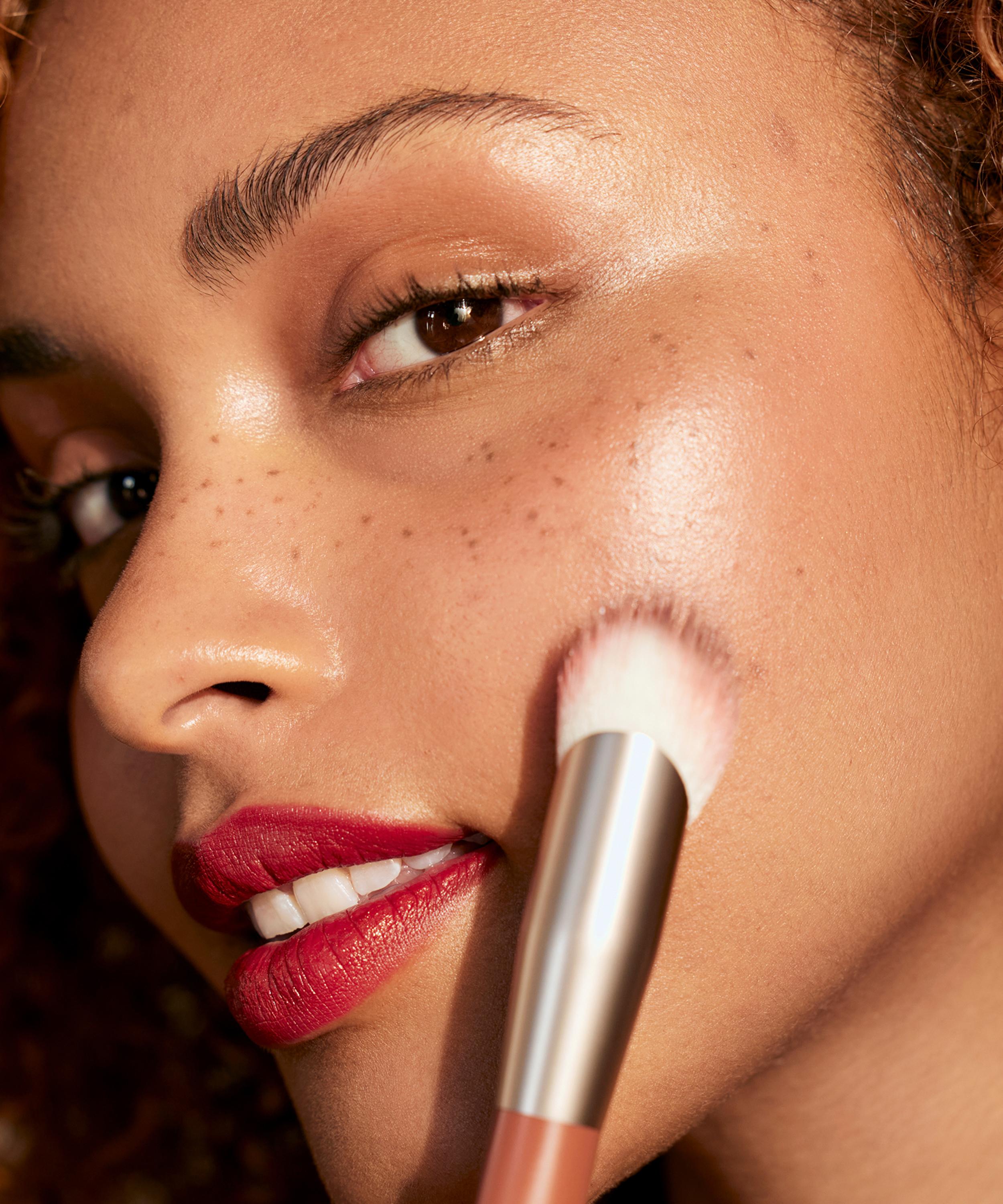 Rose Inc - Number 2 Blush Brush image number 1