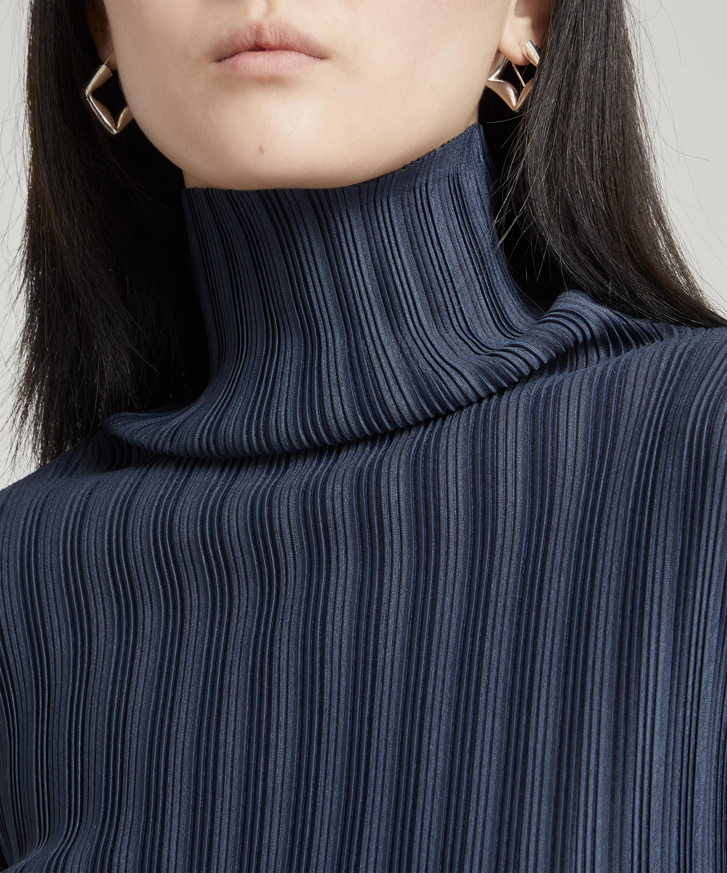 Pleats please turtleneck hotsell