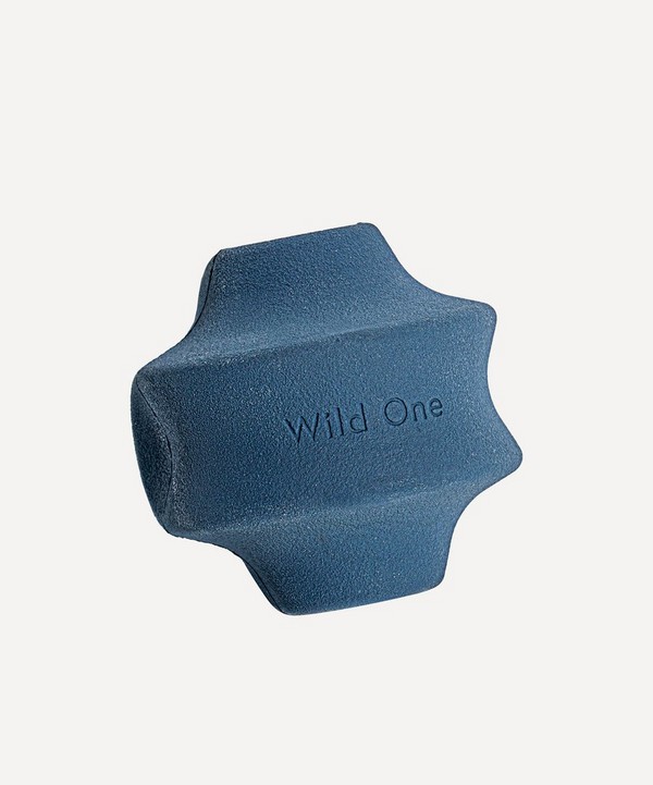 Wild One - Twist Toss Dog Toy image number null