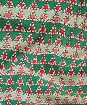 Liberty Fabrics - Evergreen Glade Lasenby Quilting Cotton image number 4