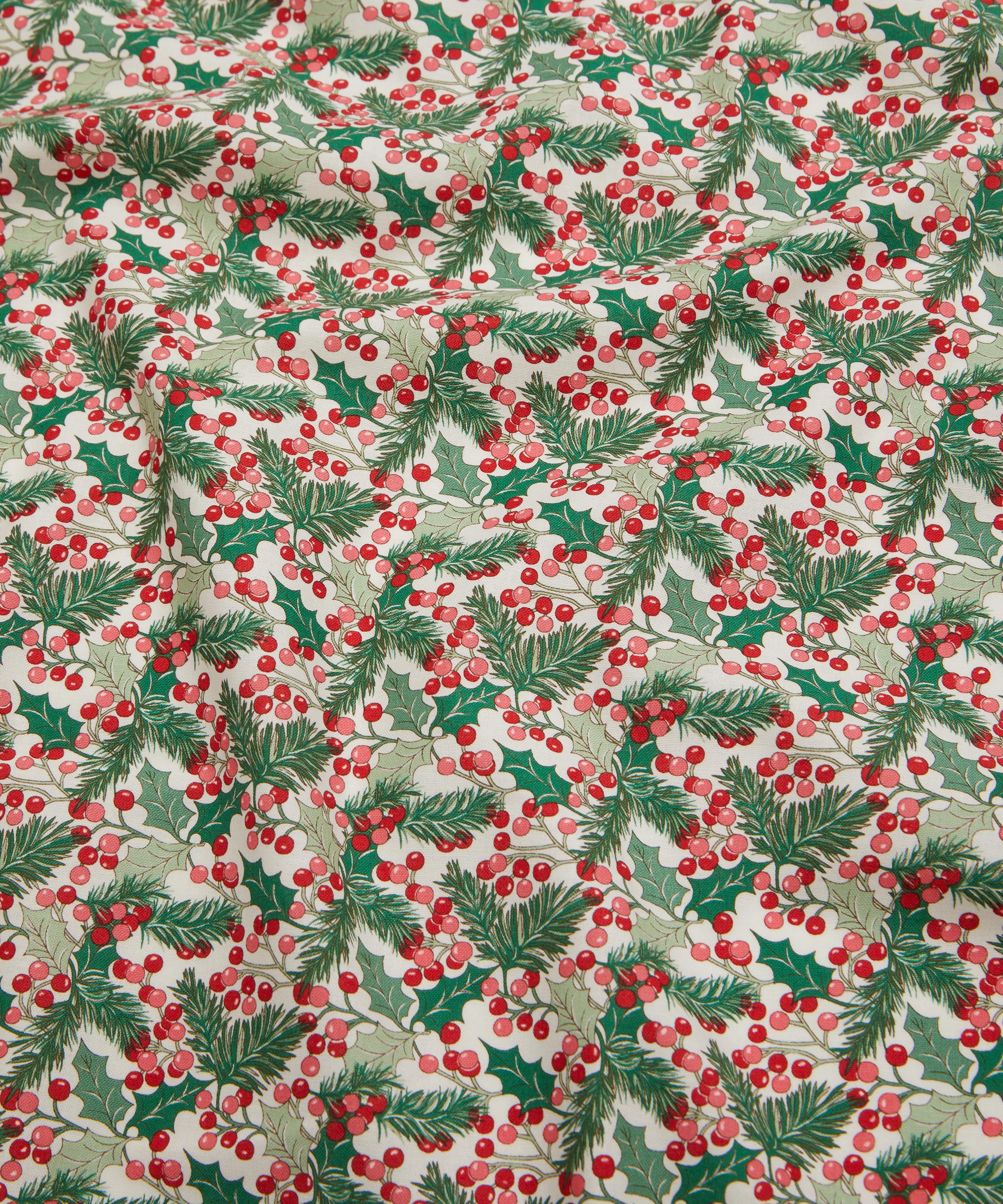 Liberty Fabrics - Winterberry Holly Lasenby Quilting Cotton image number 4