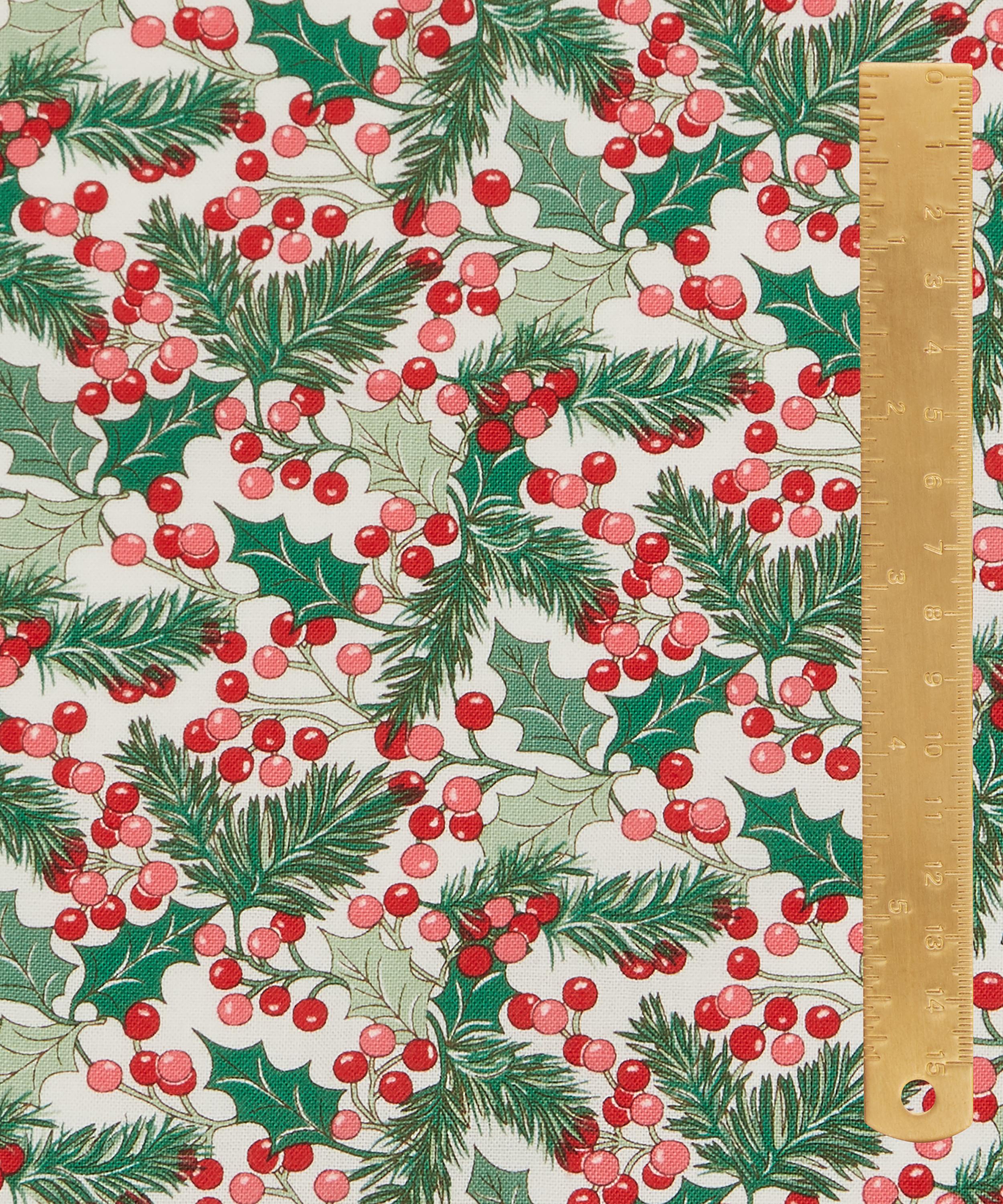 Liberty Fabrics - Winterberry Holly Lasenby Quilting Cotton image number 5