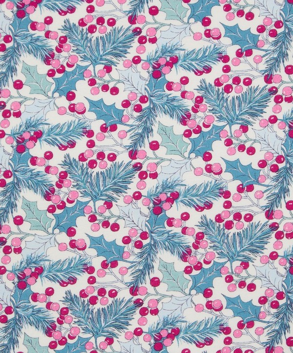 Liberty Fabrics - Winterberry Holly Lasenby Quilting Cotton image number null