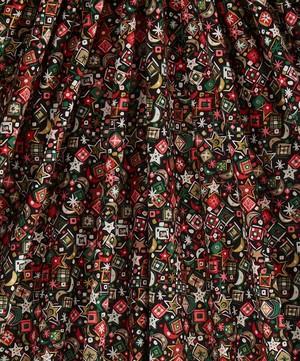Liberty Fabrics - Christmas Charm Lasenby Quilting Cotton image number 3