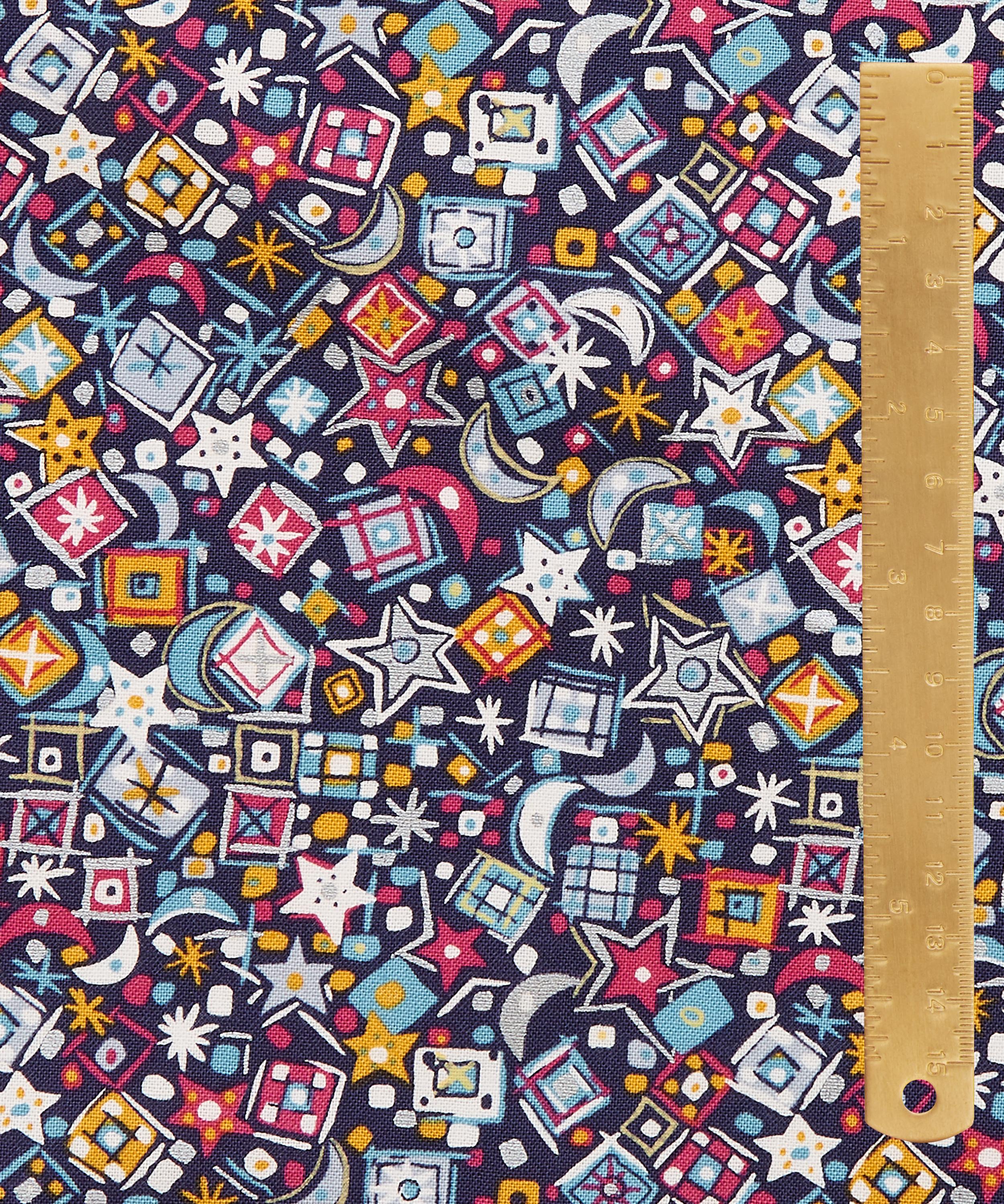 Liberty Fabrics - Christmas Charm Lasenby Quilting Cotton image number 5