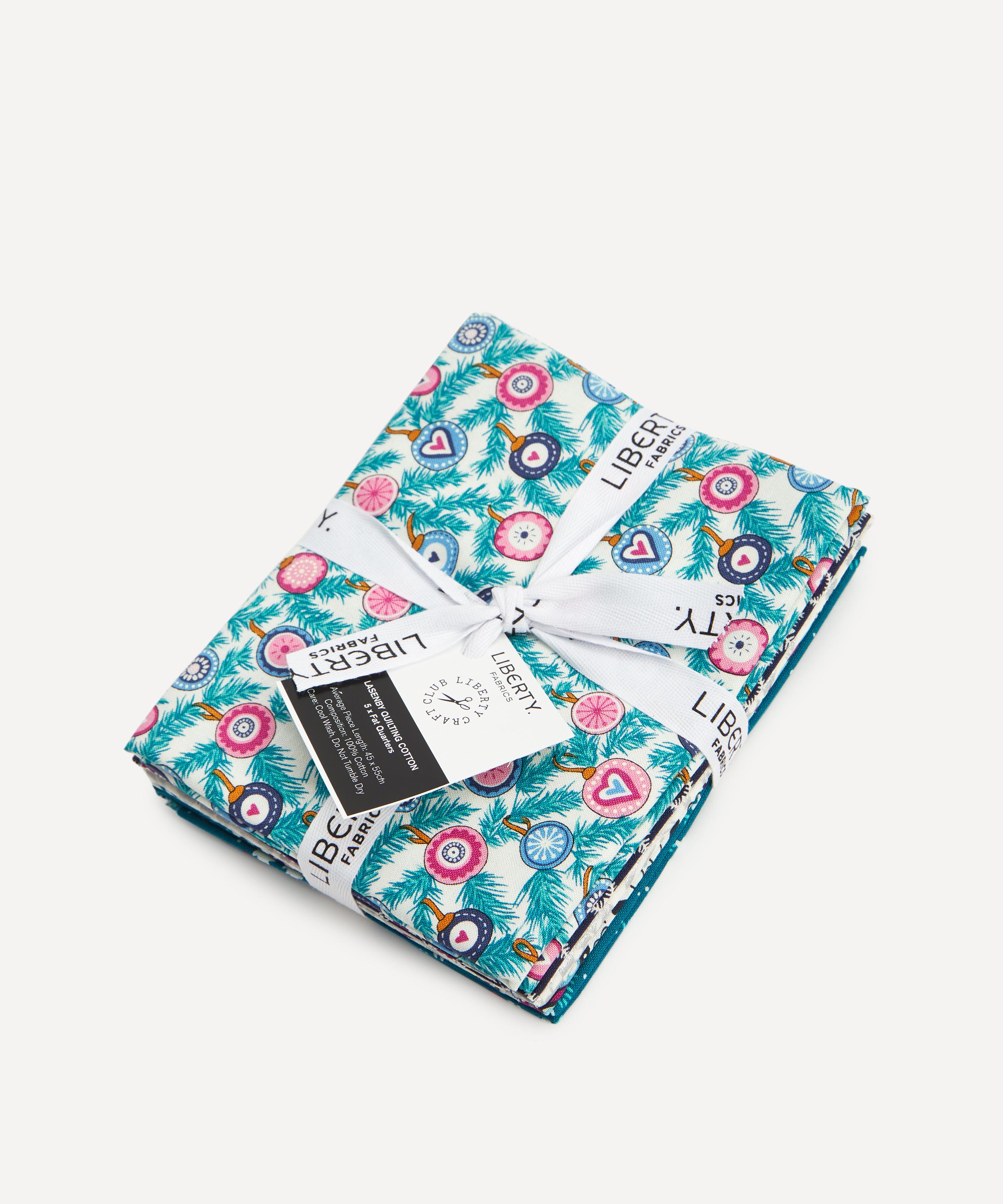Liberty - A Woodland Christmas Lasenby Quilting Cotton Fat Quarters image number 0
