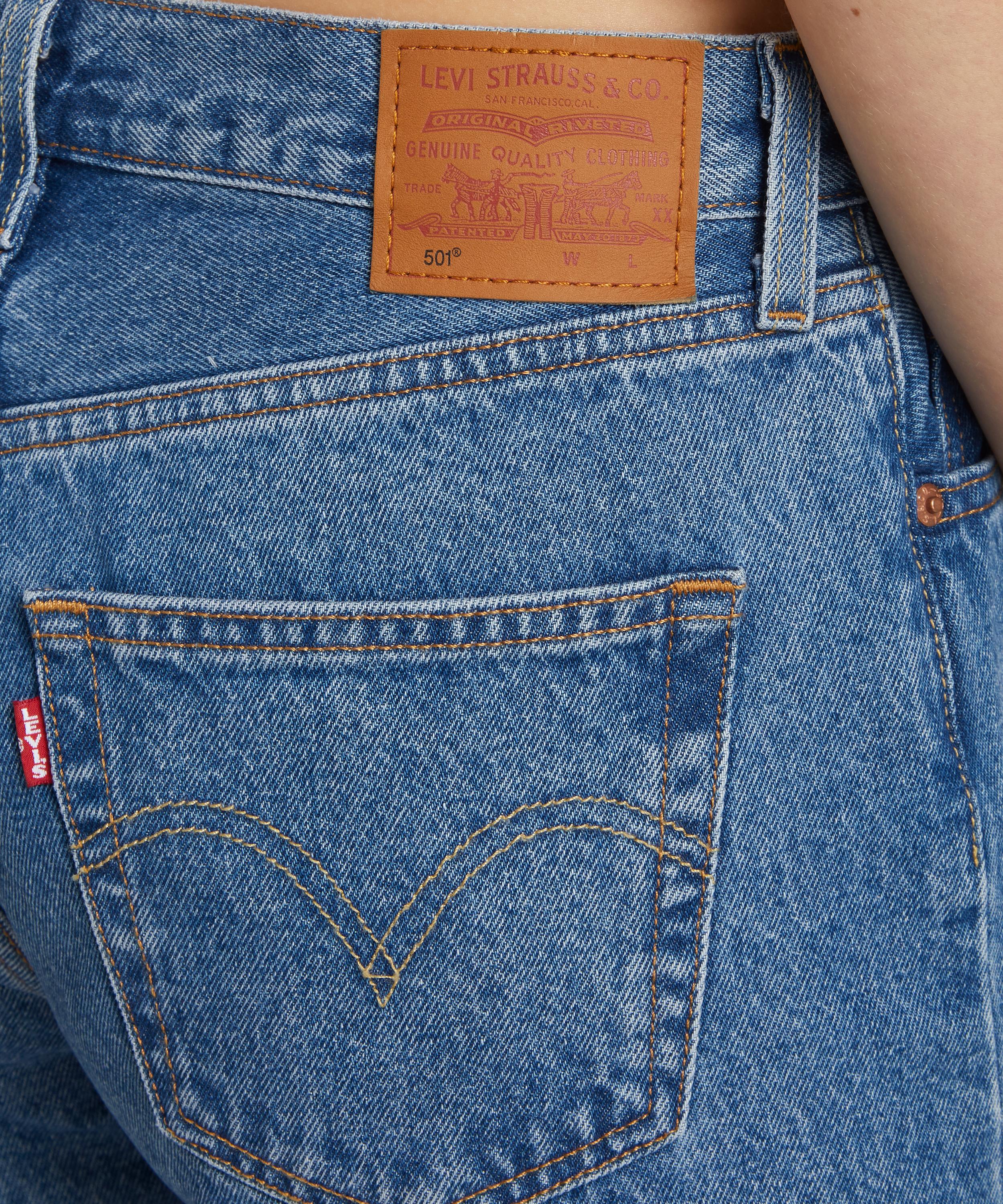 Levis 501 outlet red