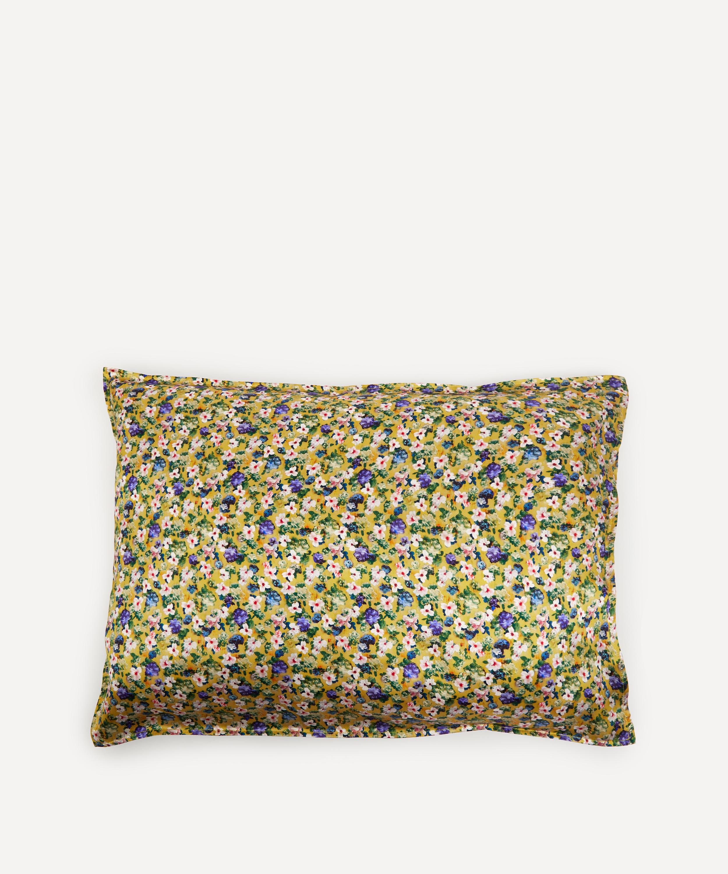 Coco & Wolf - Encore Honey Silk Pillowcases Set of Two image number 0