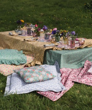 Coco & Wolf - Donna Leigh Organic Small Frill Edge Tablecloth image number 1