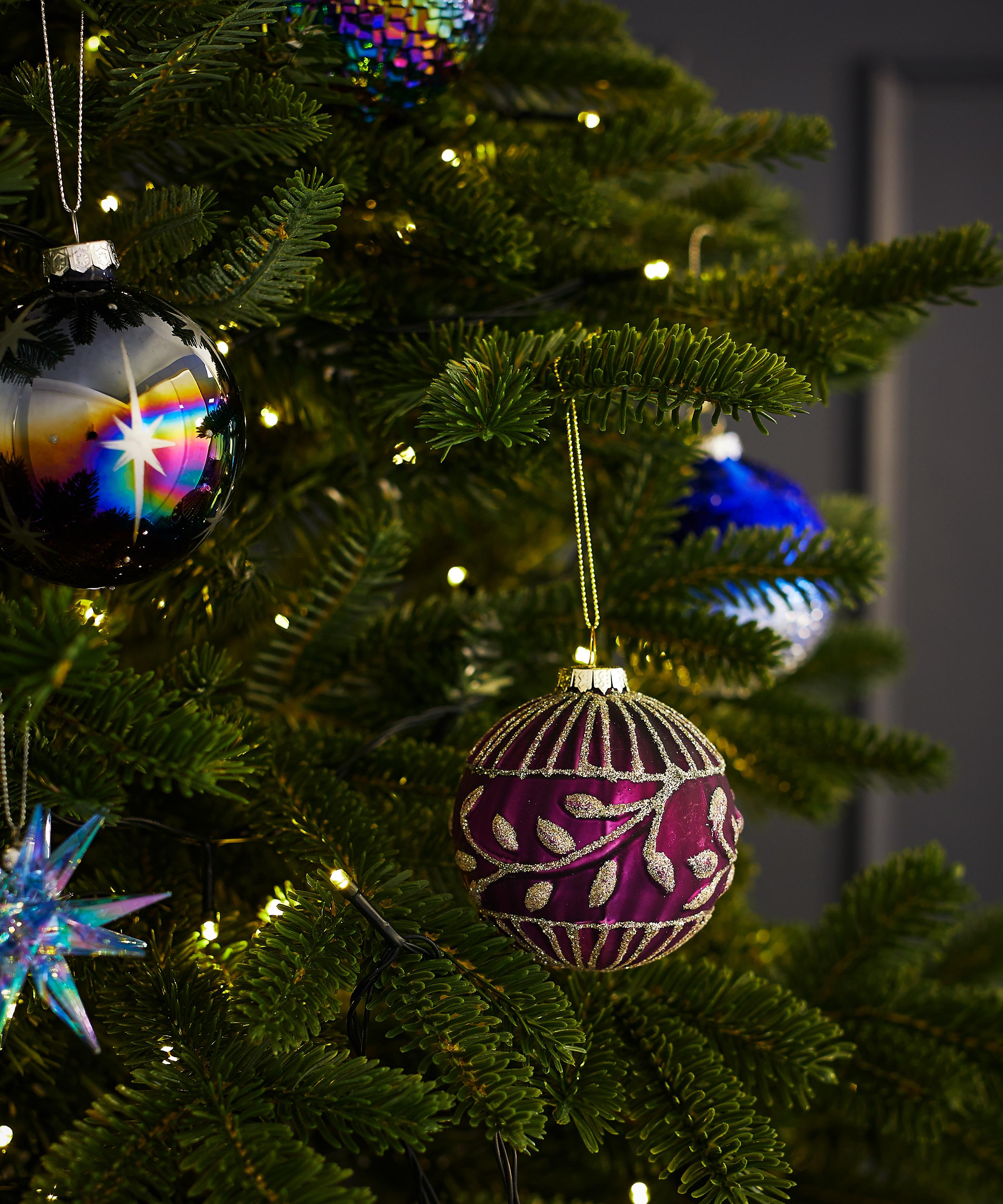Christmas - Glass Gold Leaf Bauble image number 1