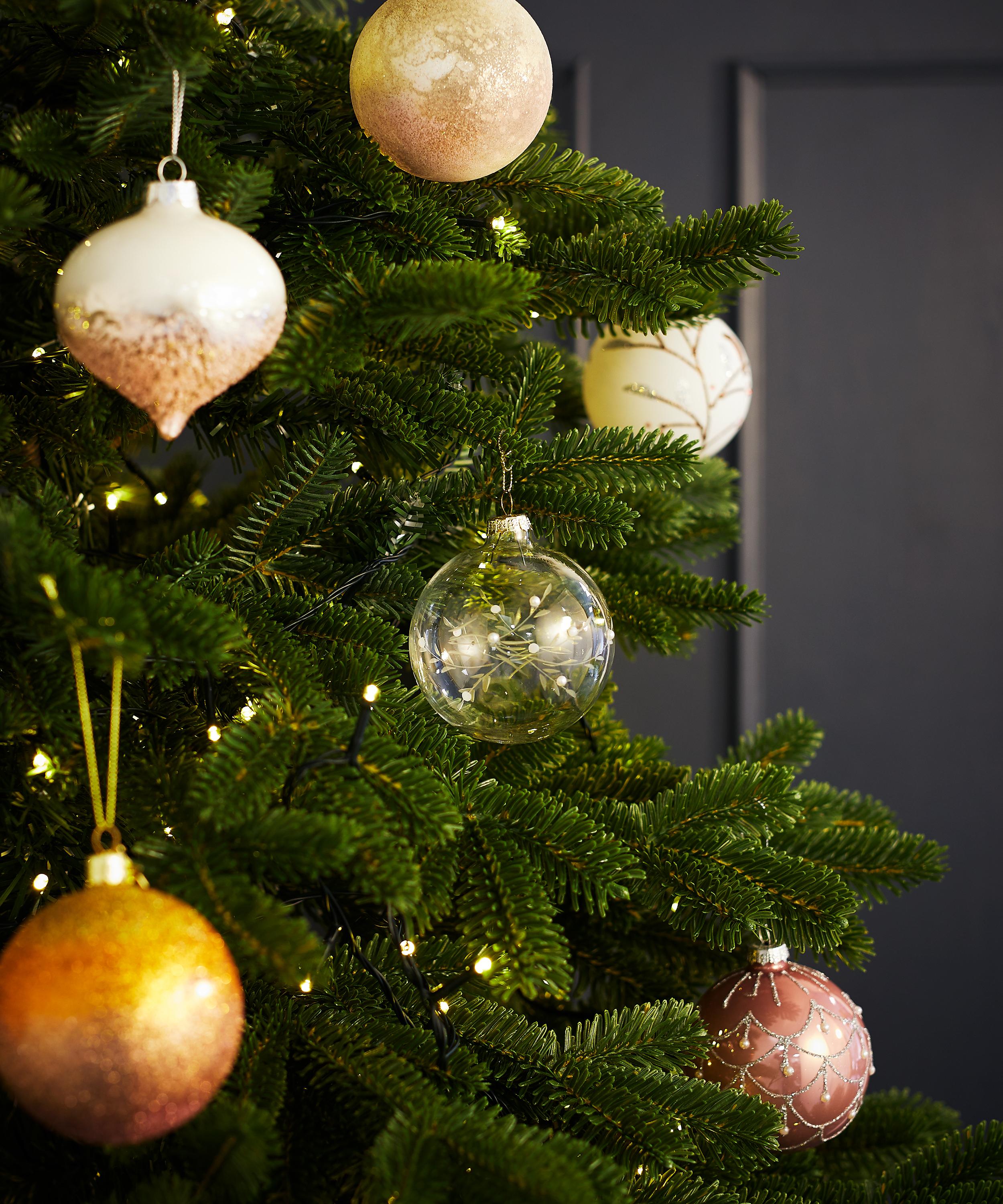 Christmas - Glass Beaded Bauble image number 1