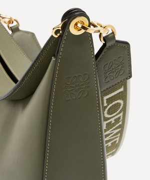 Loewe - Luna Leather Shoulder Bag image number 4
