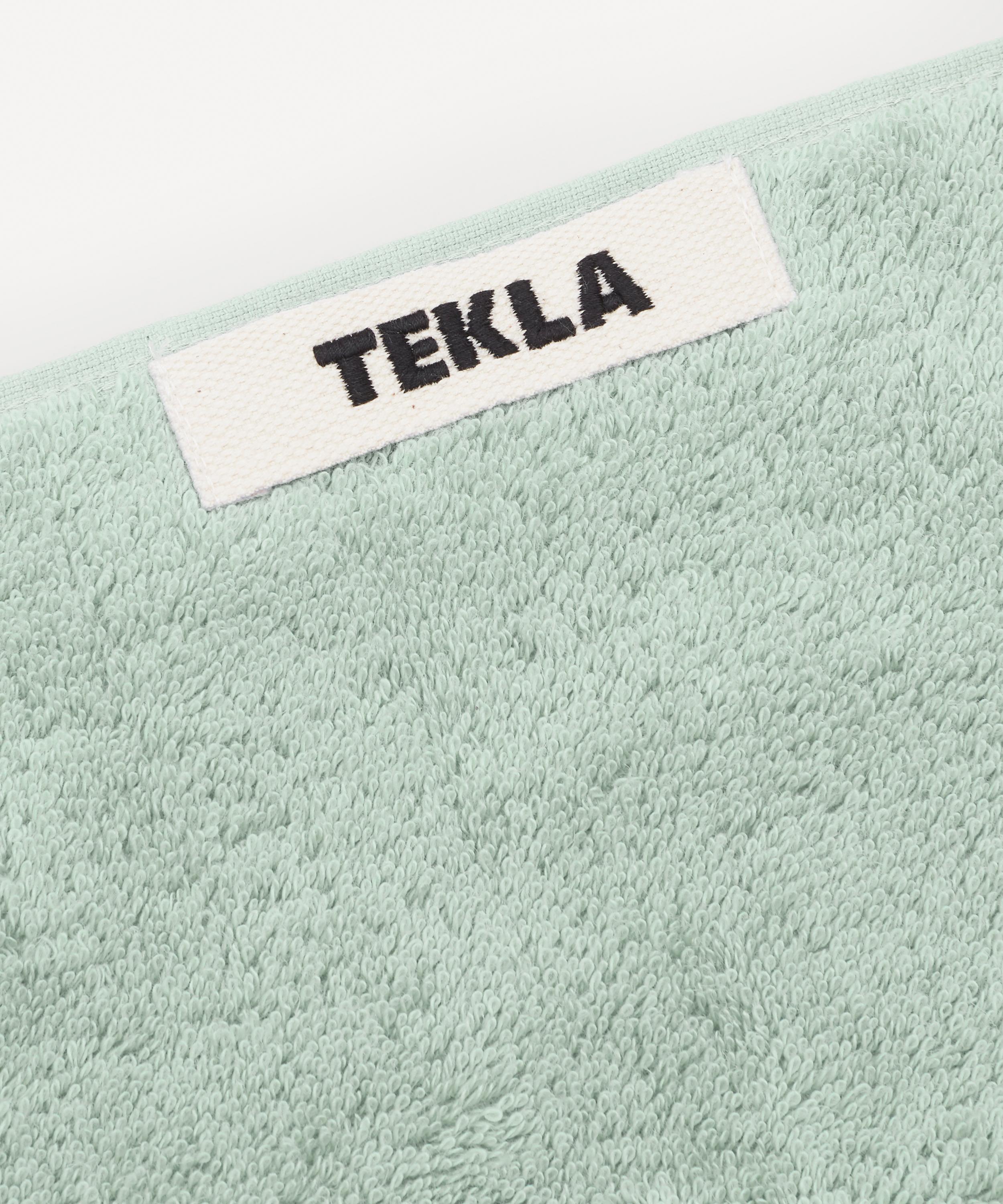 Tekla Organic Cotton Washcloth in Black & Mint