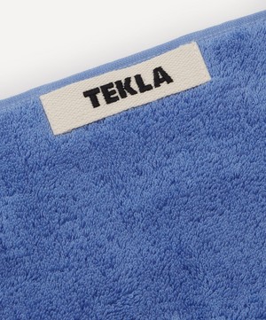 Tekla - Organic Cotton Washcloth in Clear Blue image number 2