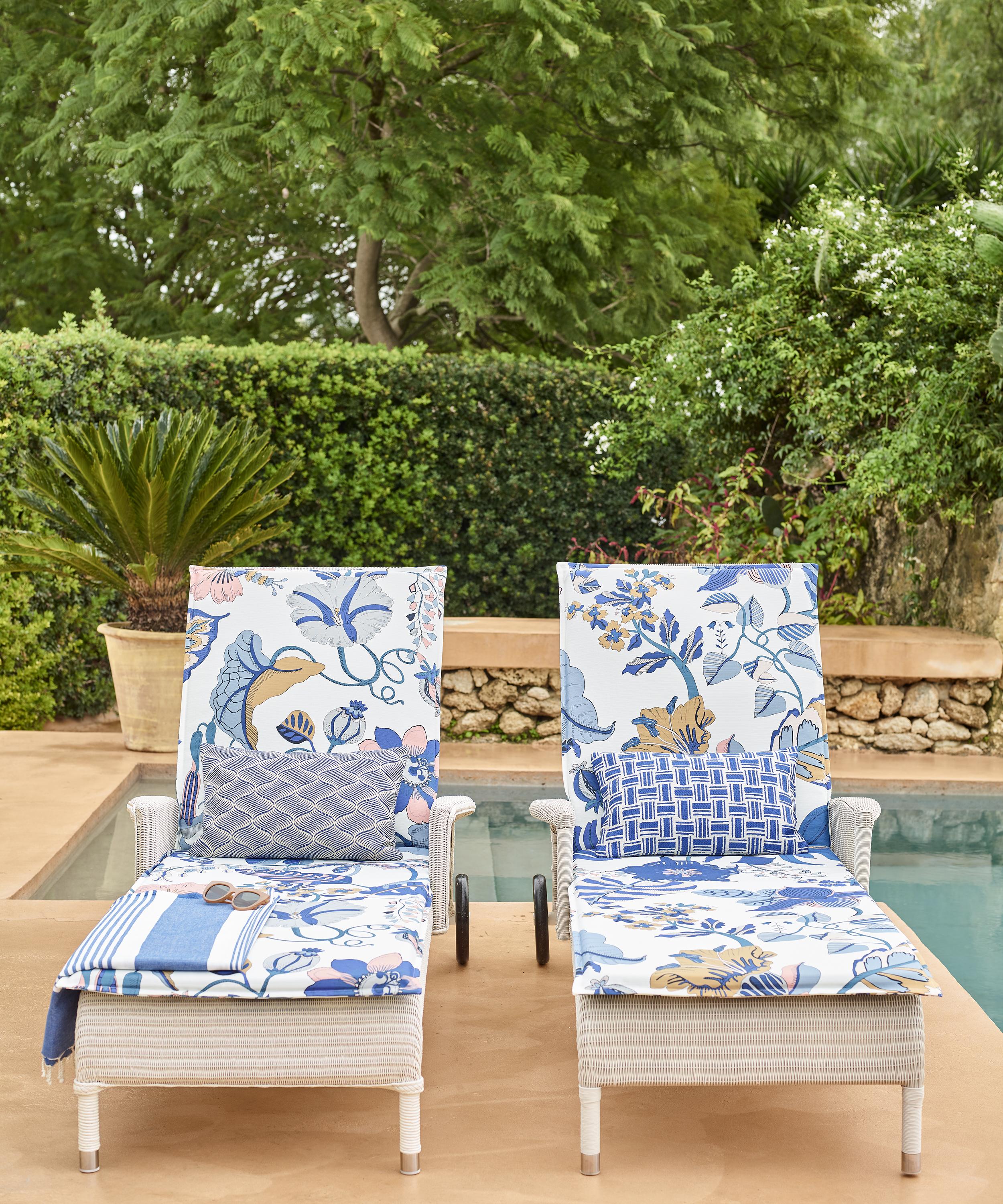 Liberty Interiors - Fantasia Jungle Easton in Lapis – Outdoor image number 6