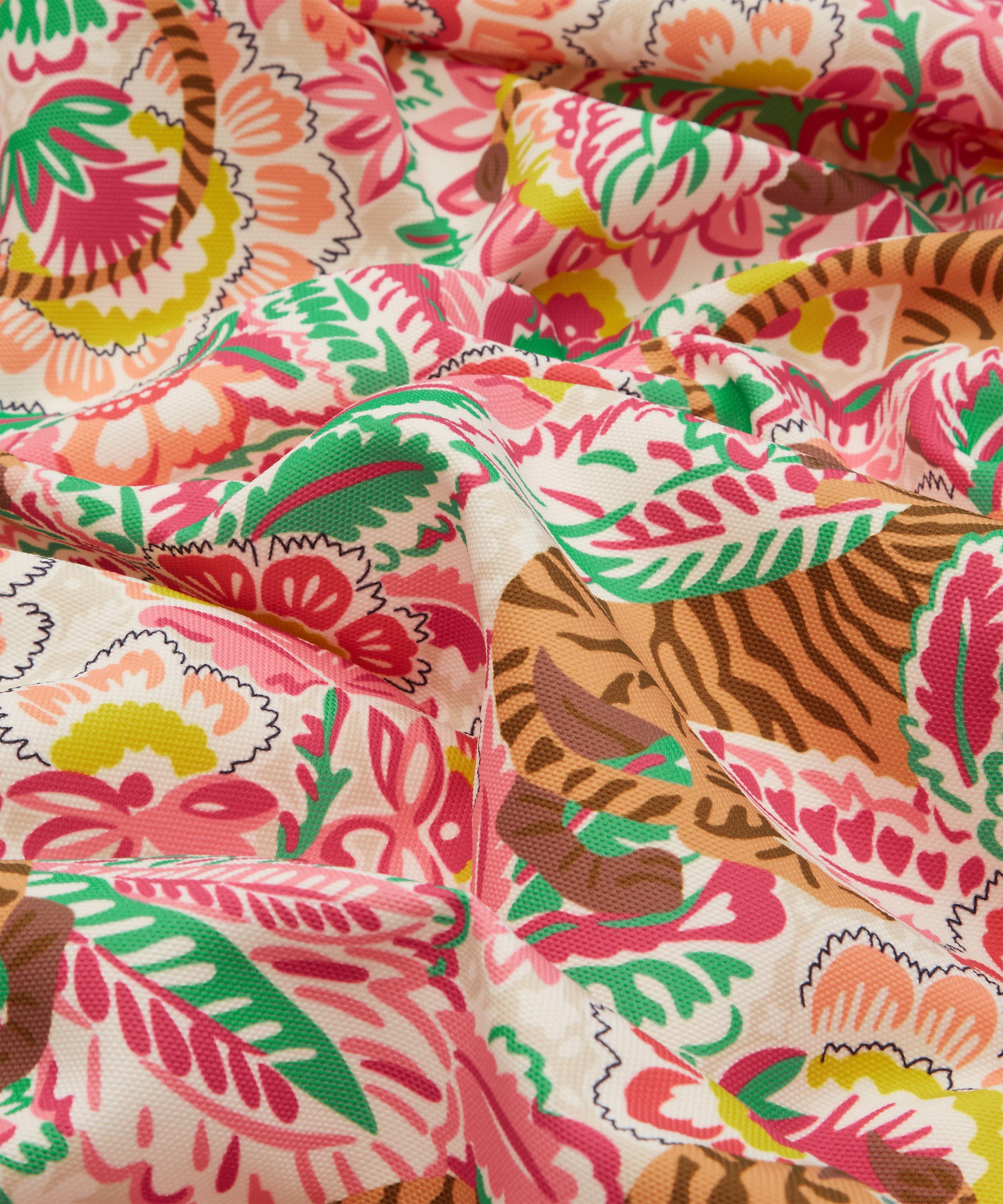 Liberty Interiors - Grand Milo Majorelle in Lacquer &ndash; Outdoor image number 5