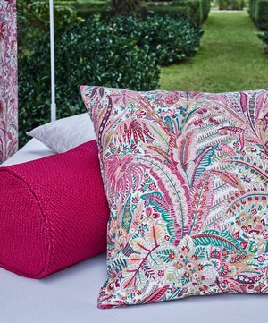 Liberty Interiors - Marquee Painswick Weave in Lacquer – Outdoor image number 6