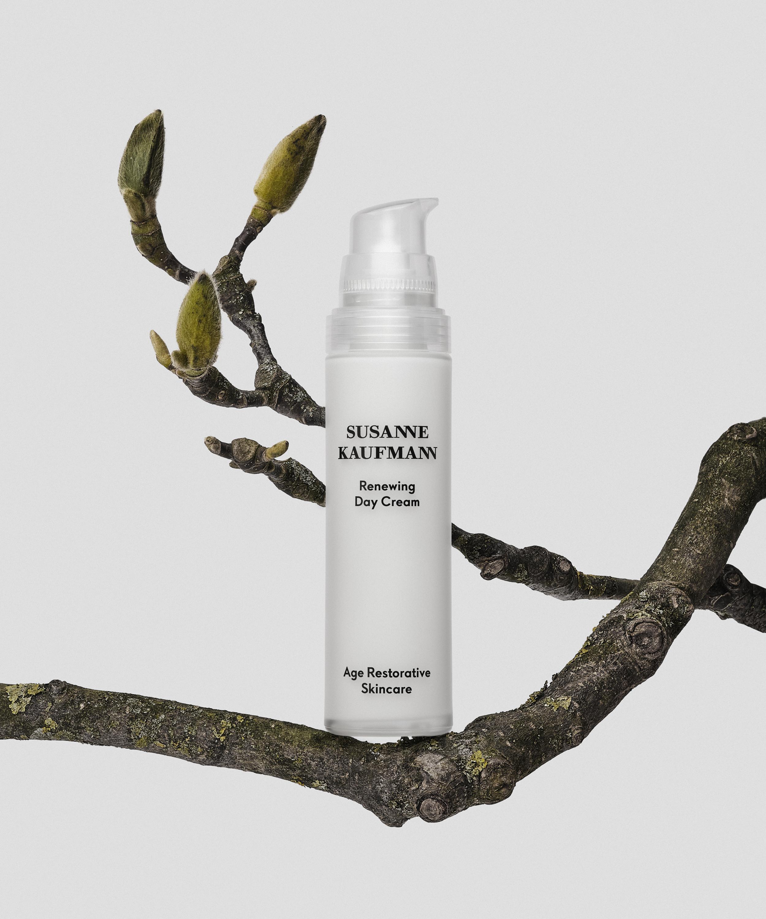 Susanne Kaufmann - Renewing Day Cream 50ml image number 2