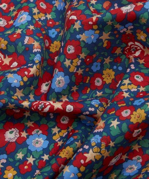 Liberty Fabrics - Betsy Star Tana Lawn™ Cotton image number 3