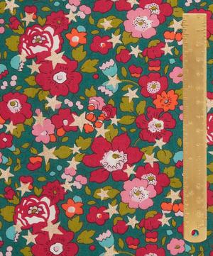 Liberty Fabrics - Betsy Star Tana Lawn™ Cotton image number 4