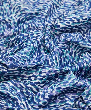 Liberty Fabrics - Hula Hula Tana Lawn™ Cotton image number 3