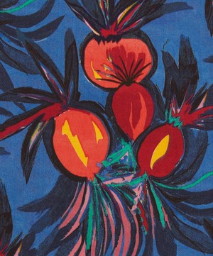 Liberty Fabrics - Cebollas Garden Silk Satin image number 0