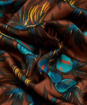 Liberty Fabrics - Cebollas Garden Silk Satin image number 3