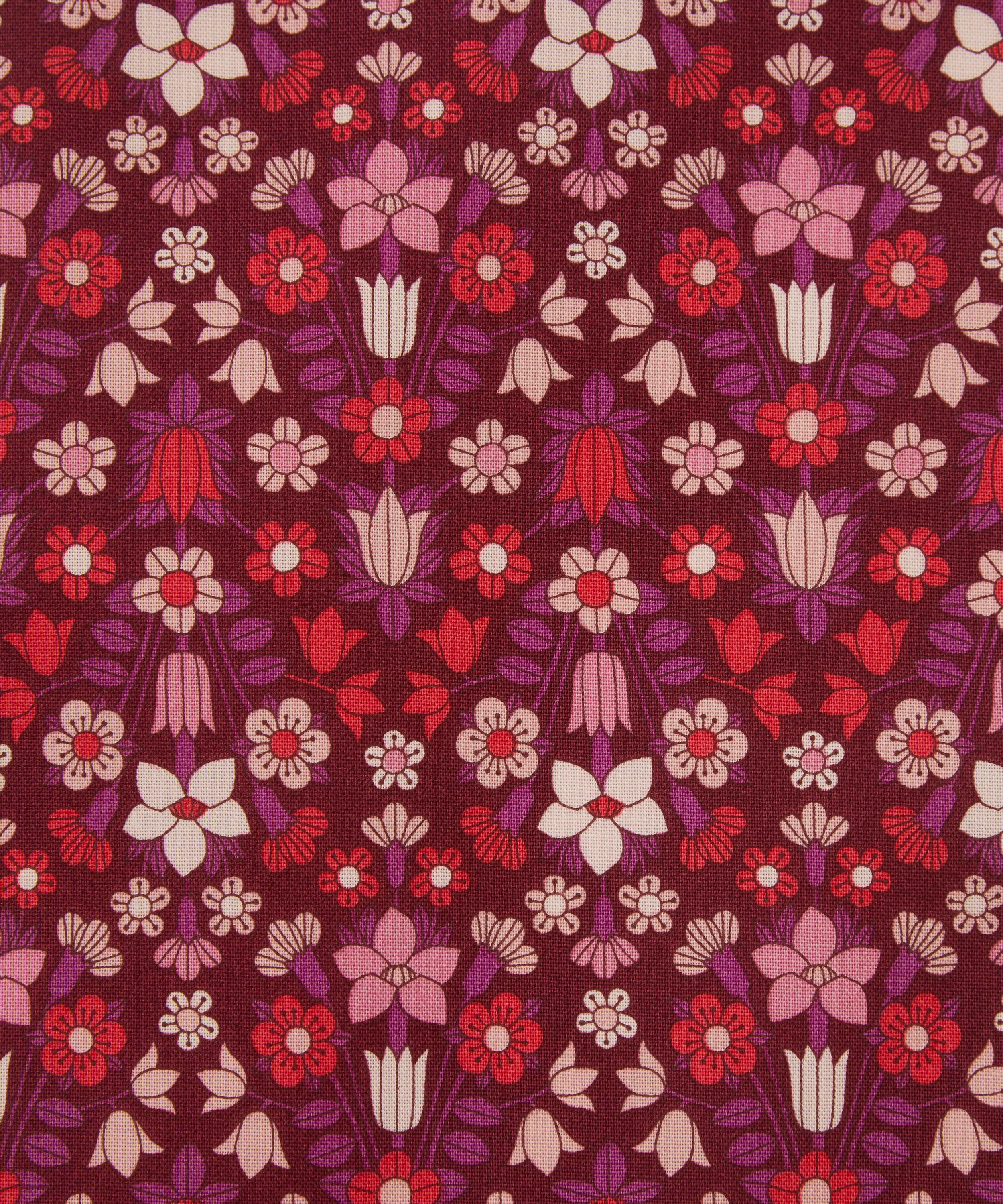Liberty Fabrics - Hampstead Meadow Lasenby Quilting Cotton image number 0