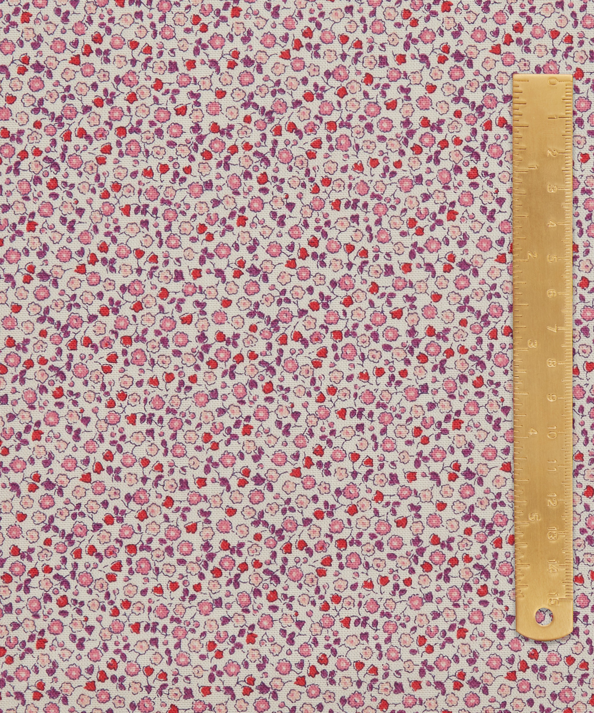 Liberty Fabrics - Suffolk Field Lasenby Quilting Cotton image number 4