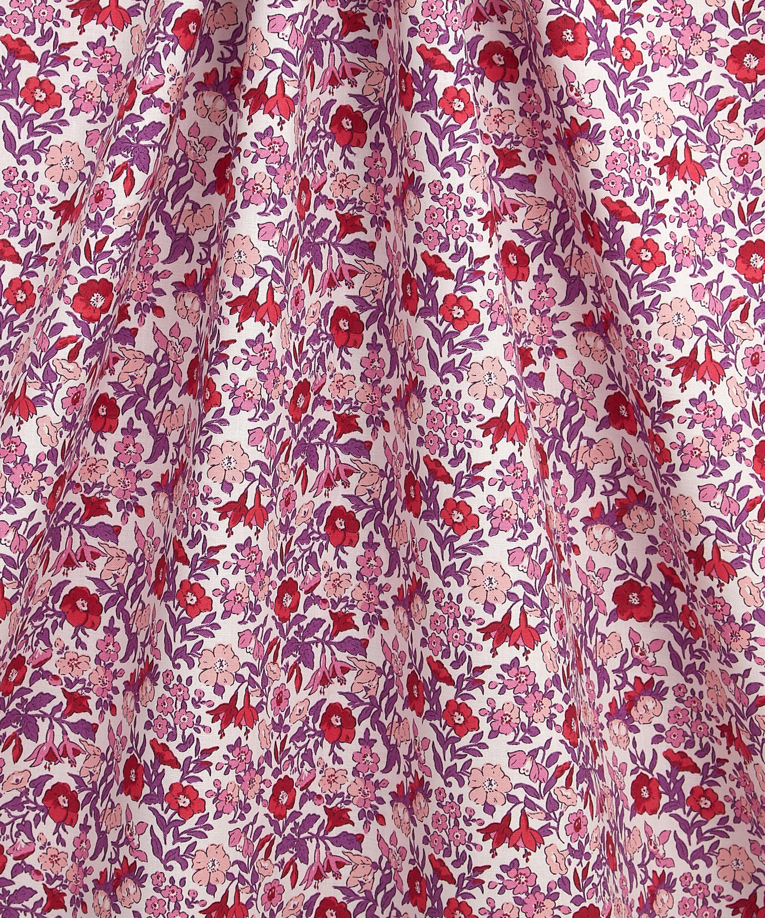 Liberty Fabrics - Mamie Flower Field Lasenby Quilting Cotton image number 2