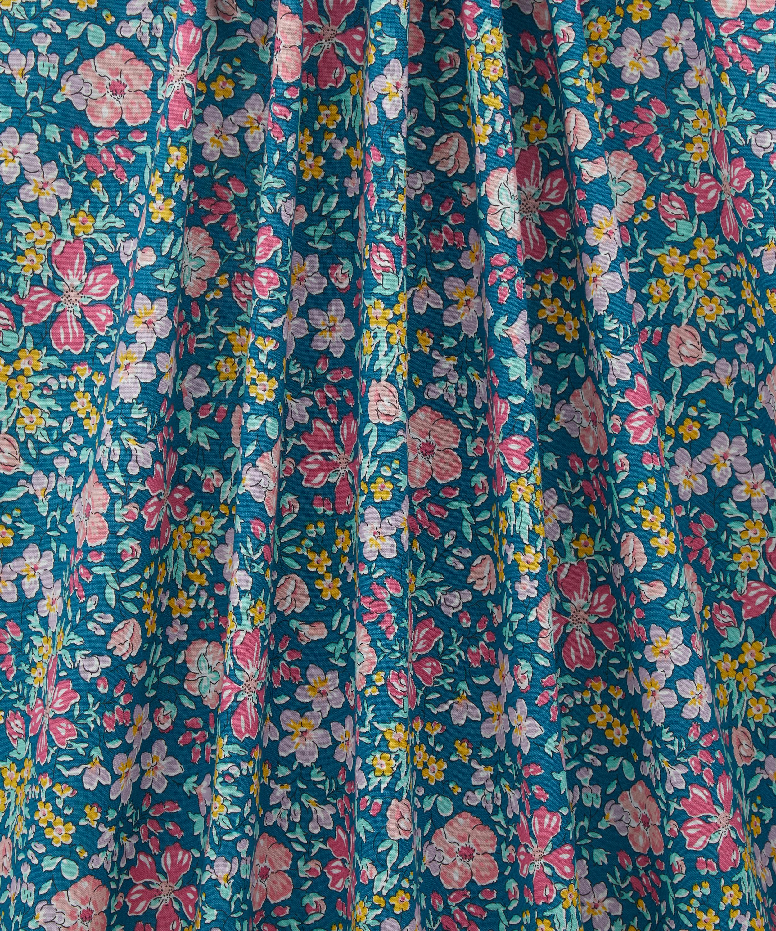 Liberty Fabrics - Botanist’s Bloom Lasenby Quilting Cotton image number 2