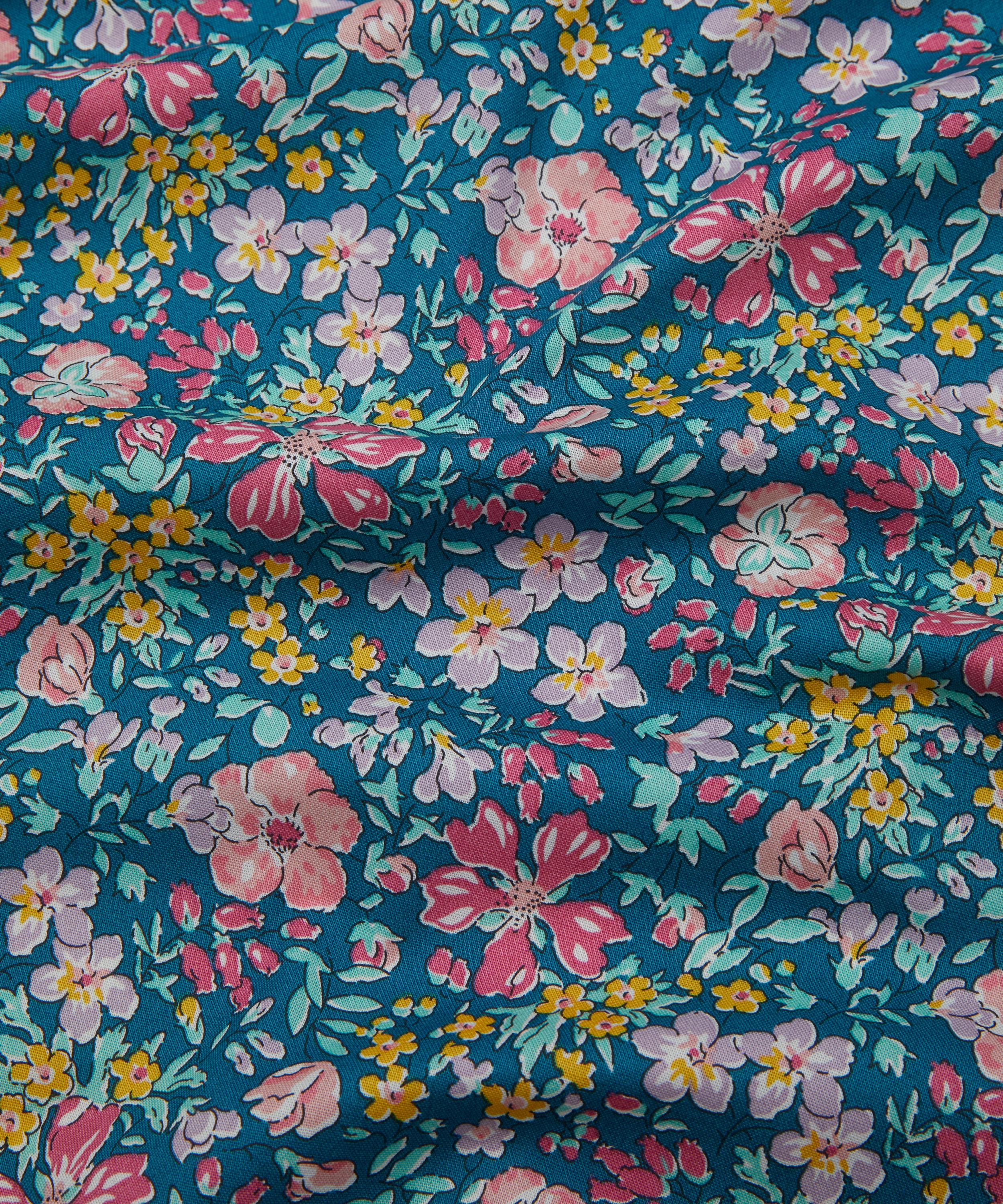 Liberty Fabrics - Botanist’s Bloom Lasenby Quilting Cotton image number 3