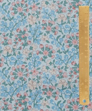 Liberty Fabrics - Campion Meadow Lasenby Quilting Cotton image number 4