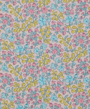 Liberty Fabrics - Campion Meadow Lasenby Quilting Cotton image number 0