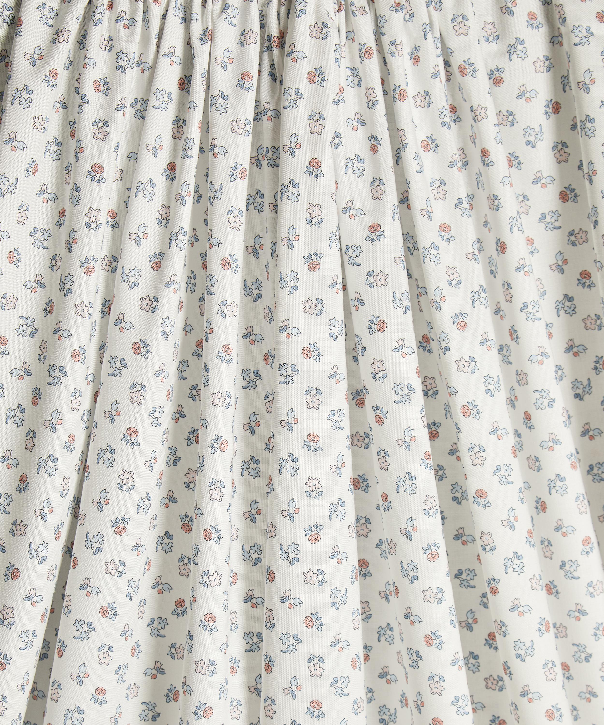 Liberty Fabrics - Spring Buds Lasenby Quilting Cotton image number 2