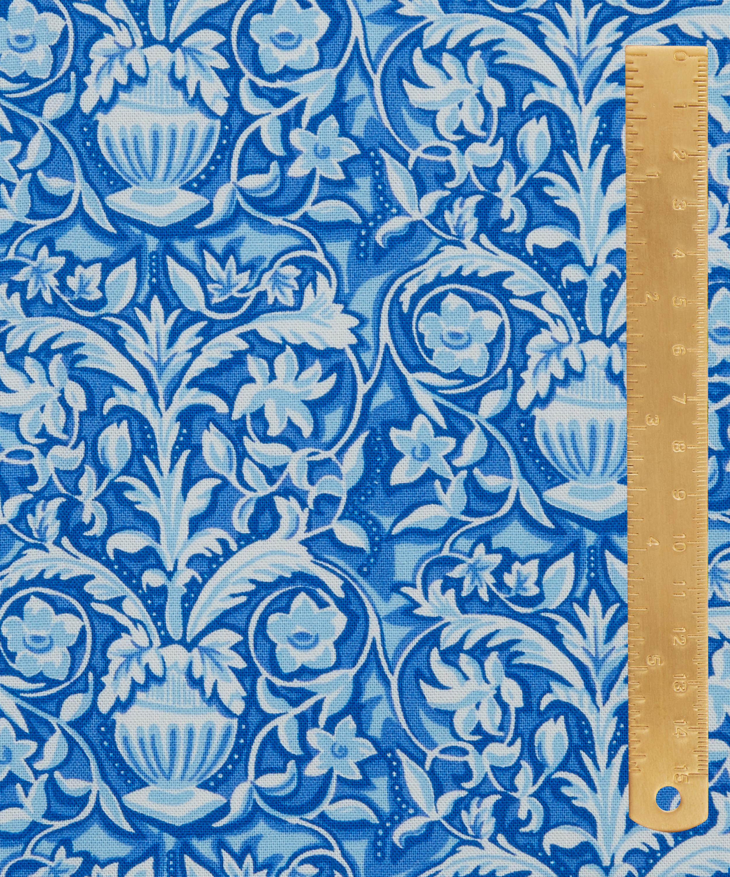 Liberty Fabrics - Lincoln Fields Lasenby Quilting Cotton image number 4