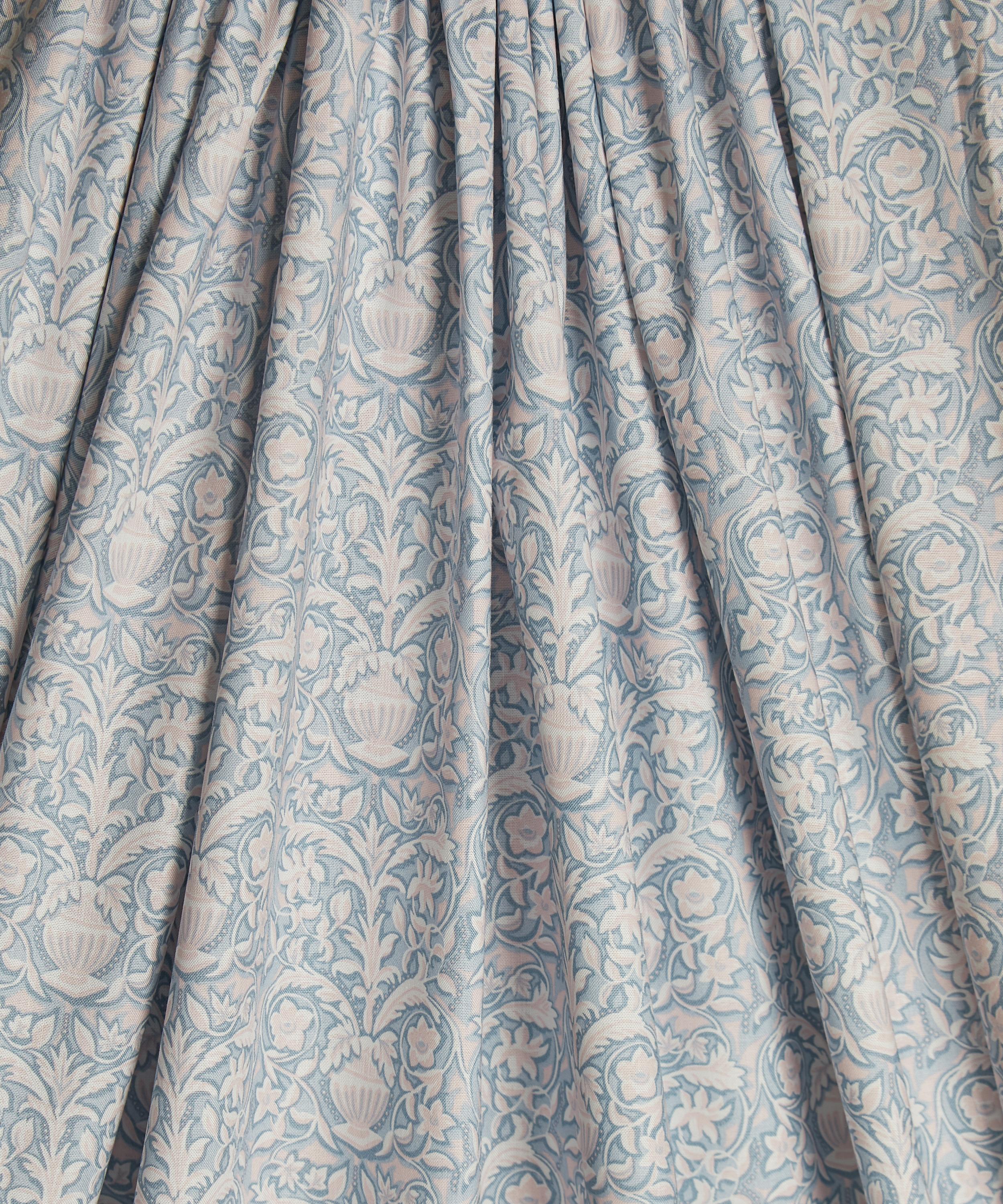 Liberty Fabrics - Lincoln Fields Lasenby Cotton image number 2