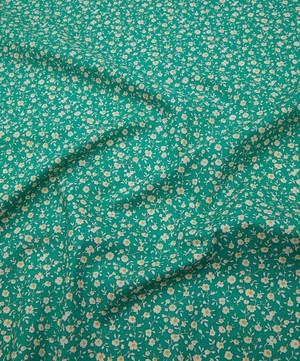 Liberty Fabrics - Daisy Trail Lasenby Quilting Cotton image number 3
