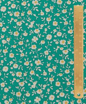 Liberty Fabrics - Daisy Trail Lasenby Quilting Cotton image number 4